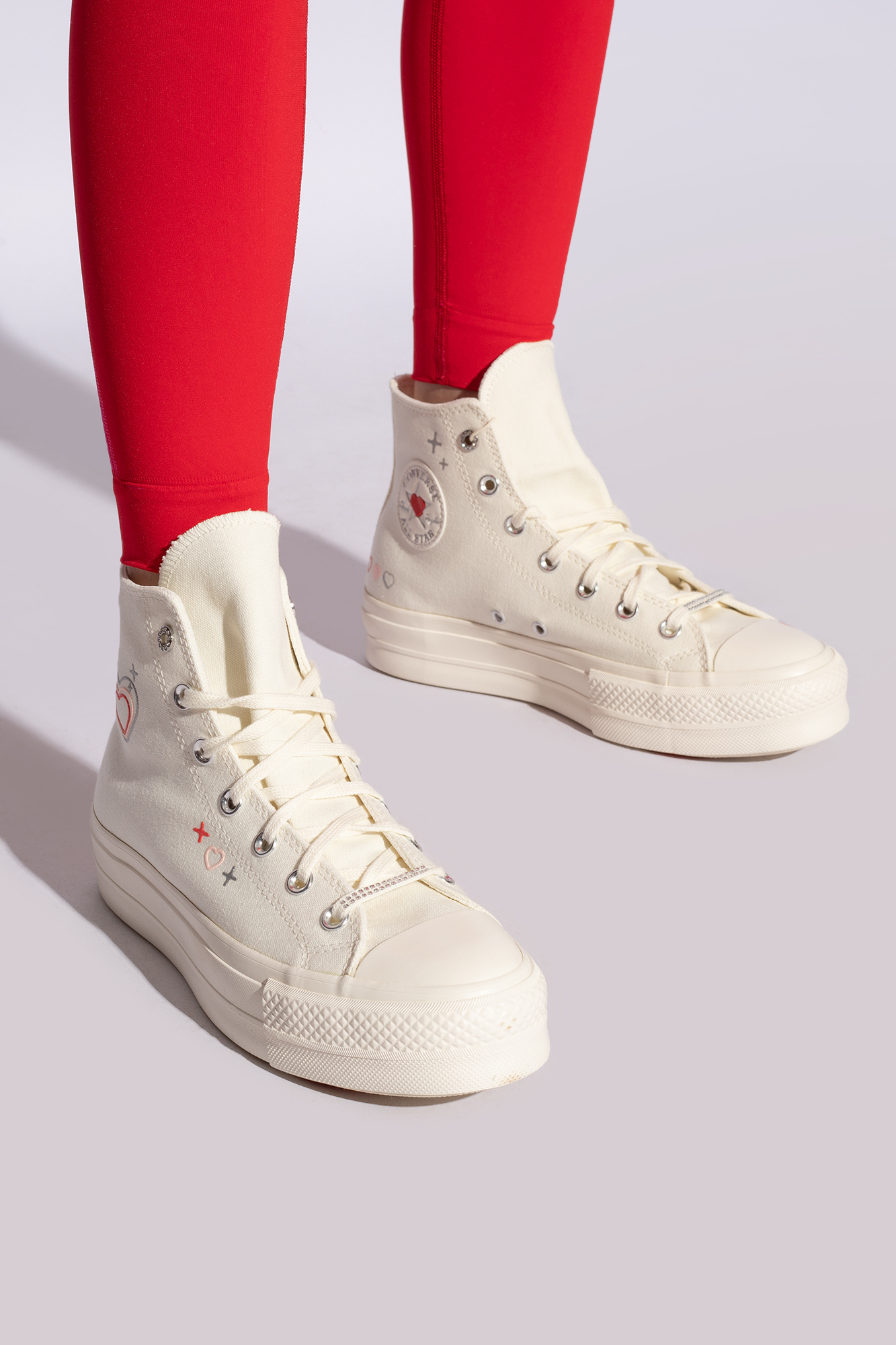 Converse with outlet heart high top